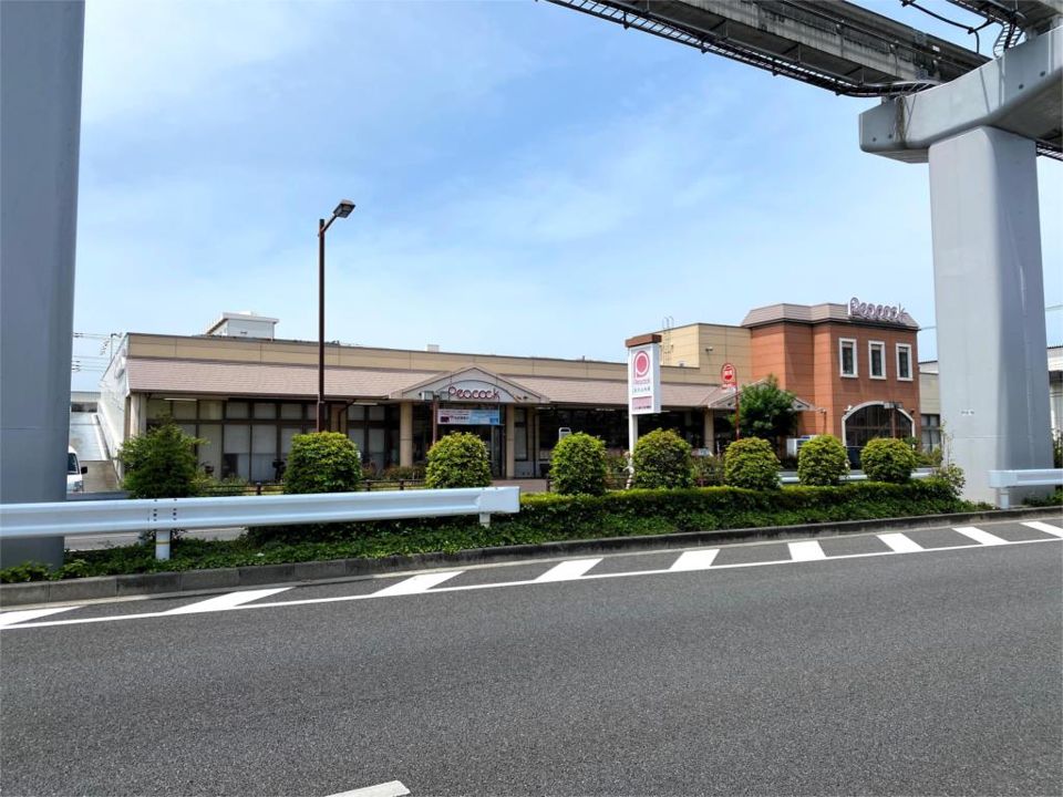 近くのスーパーまで80m（徒歩1分）