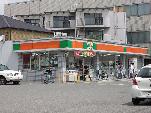 近くのサンクス光南町店まで337m(徒歩5分)