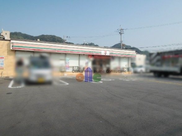 近くのセブンイレブン 柏原大県4丁目店まで942m（徒歩12分）