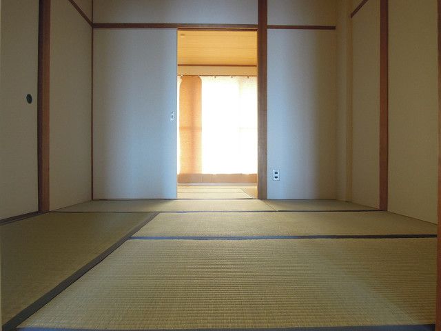 ベッドルーム