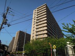 ファミールアクシス八尾サウススクエアの外観画像