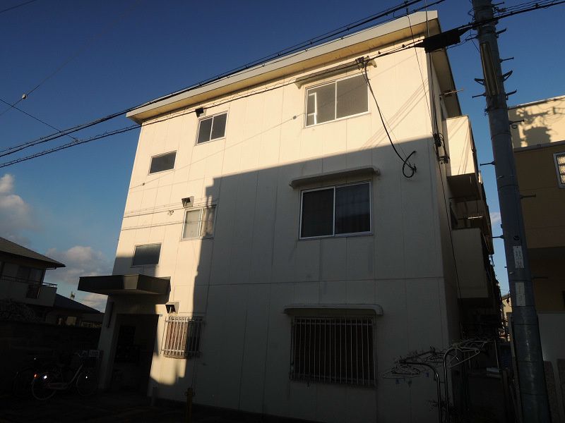 末広マンションの外観画像