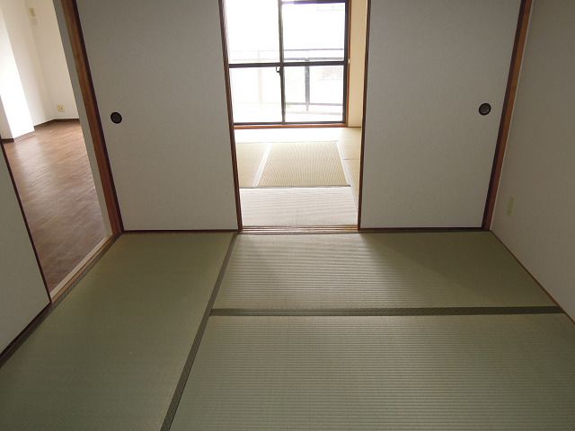 ベッドルーム