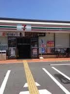 近くのセブンイレブン 東大阪西岩田3丁目店まで455m（徒歩6分）