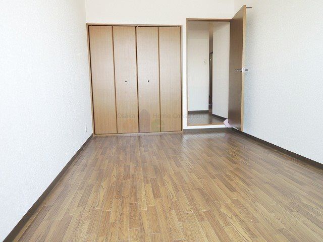ベッドルーム