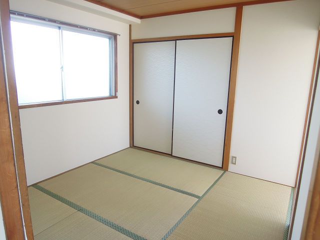 ベッドルーム
