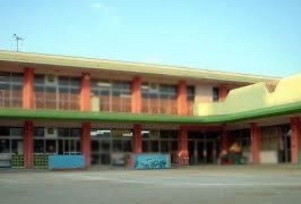 近くの八尾市立安中幼稚園まで490m（徒歩7分）