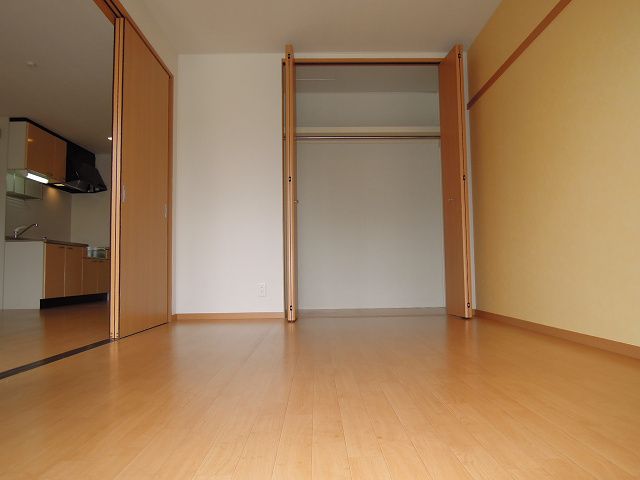ベッドルーム