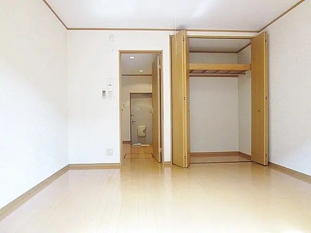 ベッドルーム
