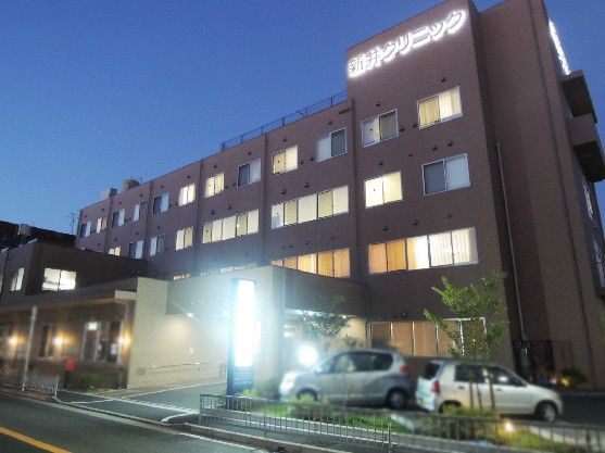 近くの新井病院まで432m（徒歩6分）