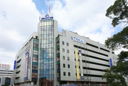 近くのさいか屋 藤沢店まで350m（徒歩5分）