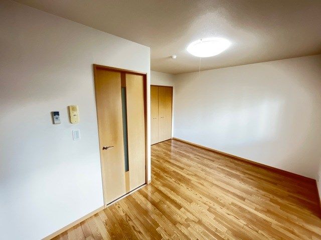ベッドルーム