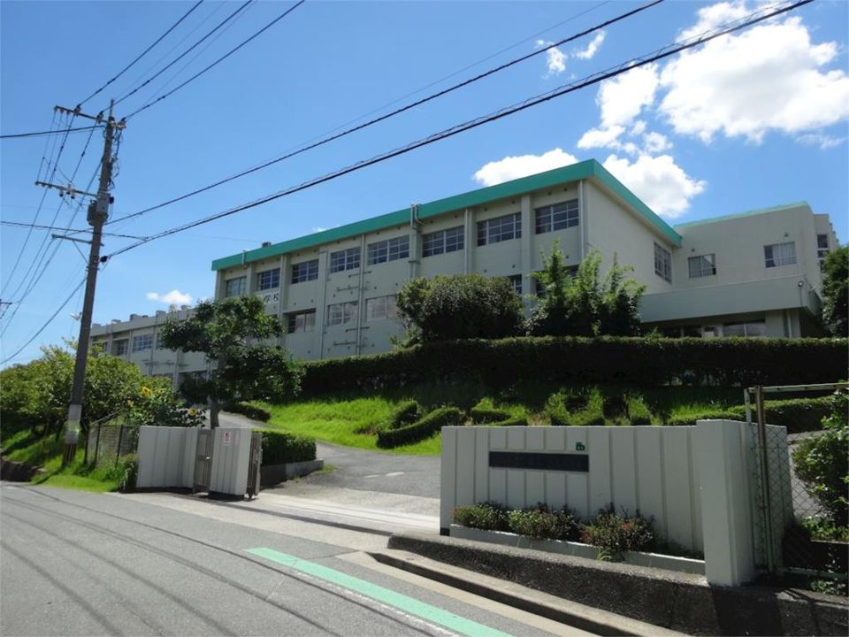 近くの大野城市立平野小学校まで1,274m(徒歩16分)