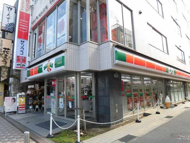 近くのサンクス 大船駅前店まで703m(徒歩9分)