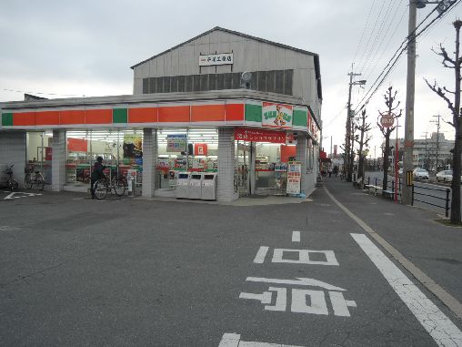 近くのサンクス 八尾太田橋店まで538m（徒歩7分）