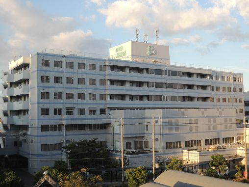近くの医療法人医真会八尾総合病院まで1,848m（徒歩24分）