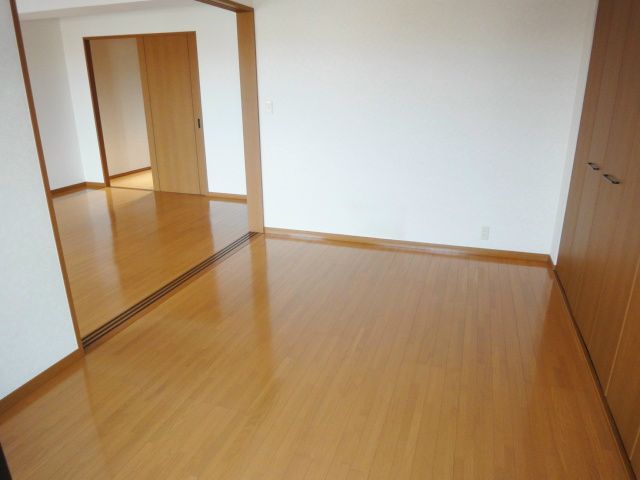 ベッドルーム