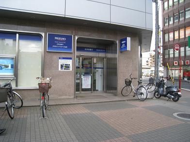 近くのみずほ銀行 大阪東支店まで523m(徒歩7分)