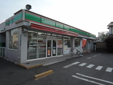 近くのローソンストア100 平野加美北三丁目店まで198m（徒歩3分）