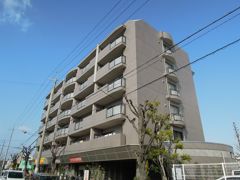 プロスべール高安（A2タイプ）の外観画像