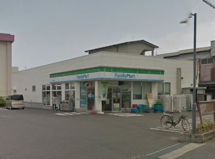近くのファミリーマート 開成延沢店まで142m（徒歩2分）