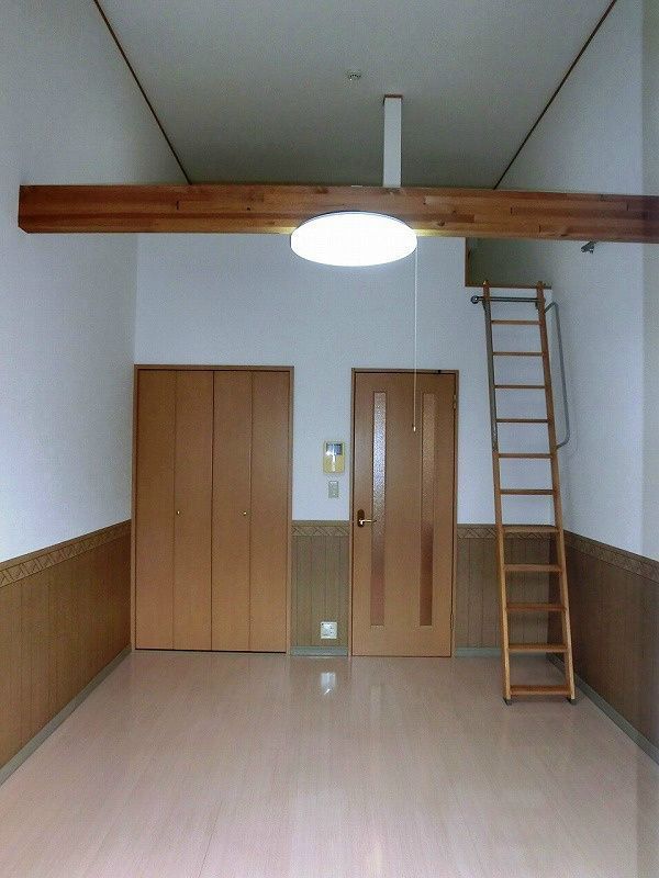 ベッドルーム