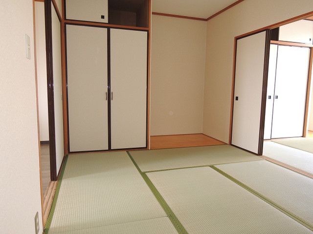ベッドルーム