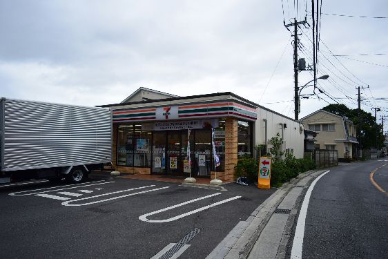 近くのセブンイレブン 平塚徳延店まで322m（徒歩5分）