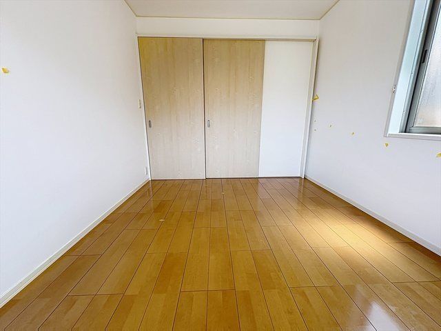 ベッドルーム