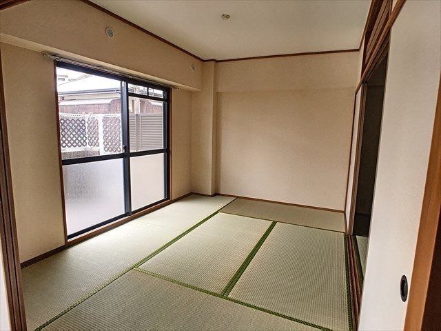 ベッドルーム