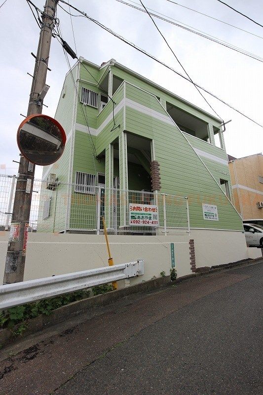 ハイデンス高雄の外観画像