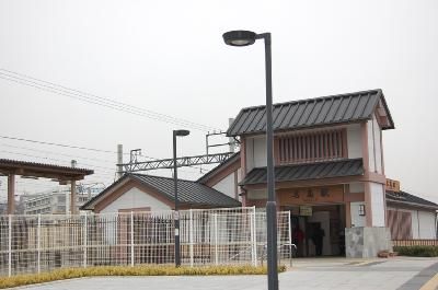 近くの名島駅まで655m（徒歩9分）