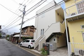 CB和白オーシャンフォルムの外観画像
