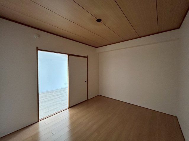 ベッドルーム