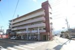 横内ビルの外観