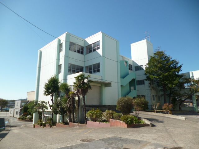 近くの日立市立河原子小学校まで466m(徒歩6分)