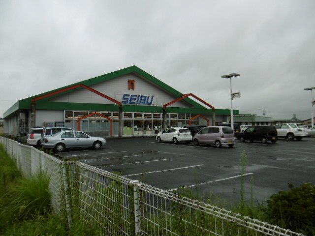 近くのセイブ金砂郷店まで1,900m（徒歩24分）