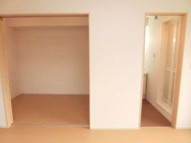 ベッドルーム