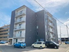 クレストパレスの外観画像