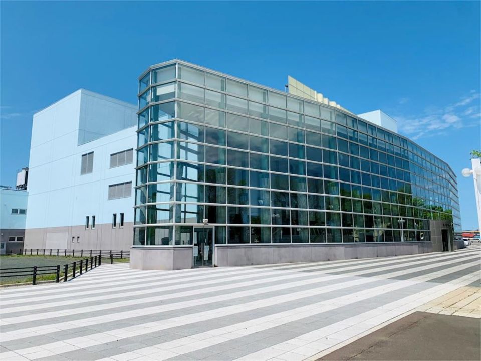 近くの北見芸術文化ホールまで328m（徒歩5分）