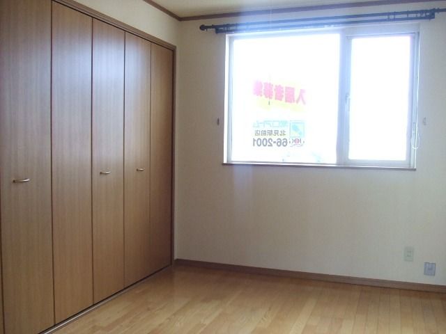 ベッドルーム