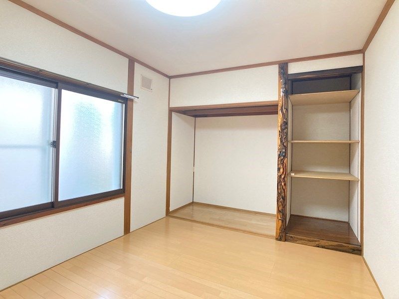 ベッドルーム