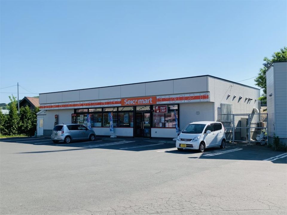近くのセイコーマート るべしべ店まで1,411m（徒歩18分）