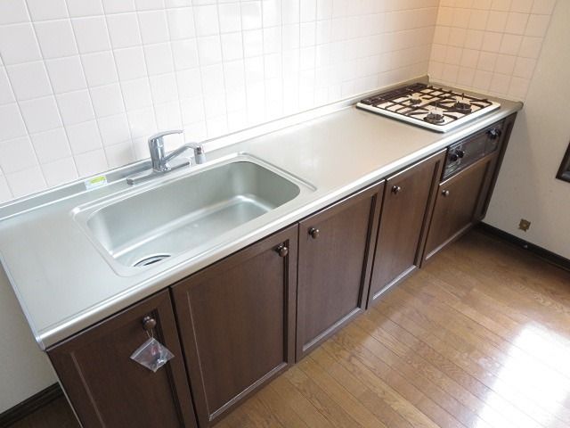 近くの北見市立小泉小学校まで532m(徒歩7分)
