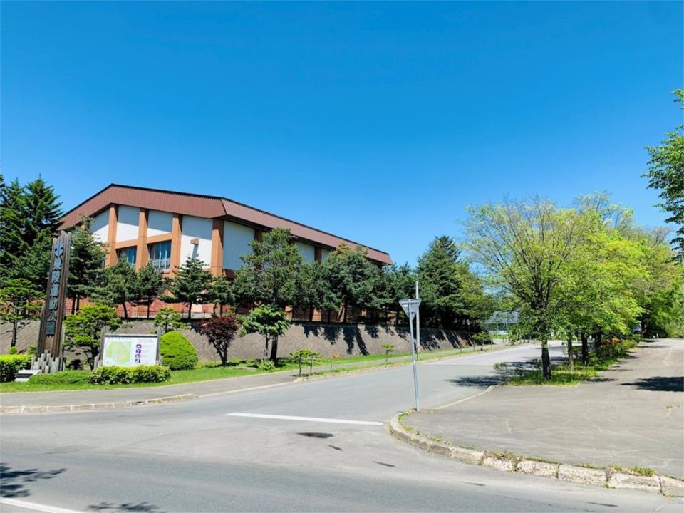 近くの東陵運動公園まで1,652m（徒歩21分）