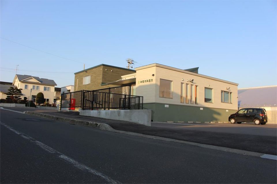 近くの本間内科医院まで685m（徒歩9分）