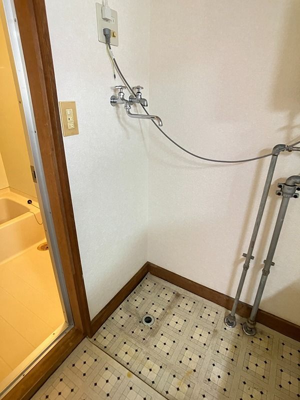 近くの遊木民族まで270m（徒歩4分）