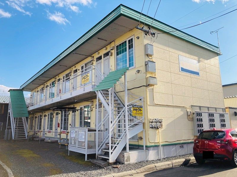 第8日研ハイツの外観画像