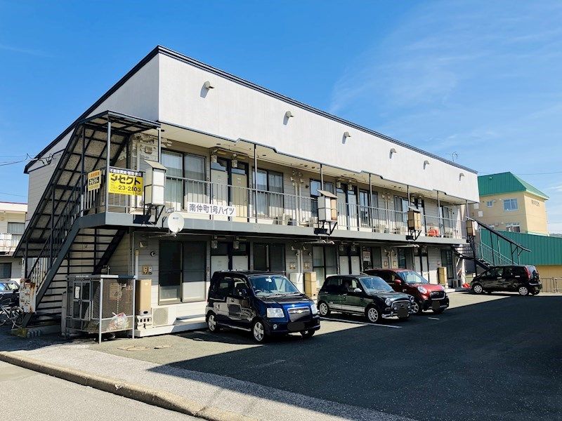 南仲町1号ハイツの外観画像