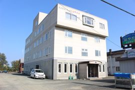 サンデープレースはやかわの外観画像